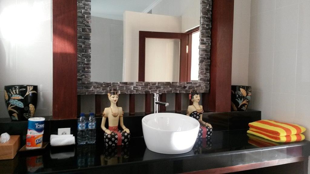Terrace Bali Villa Nusa Dua  Room photo